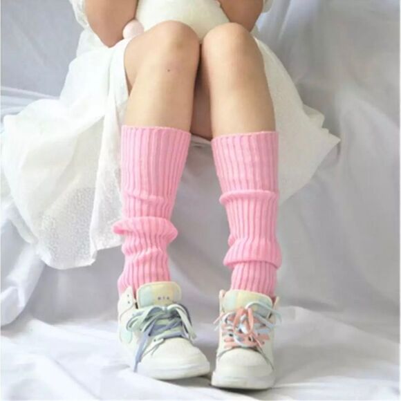 🆕Pink Knitted Leg Warmers - Picture 2 of 4